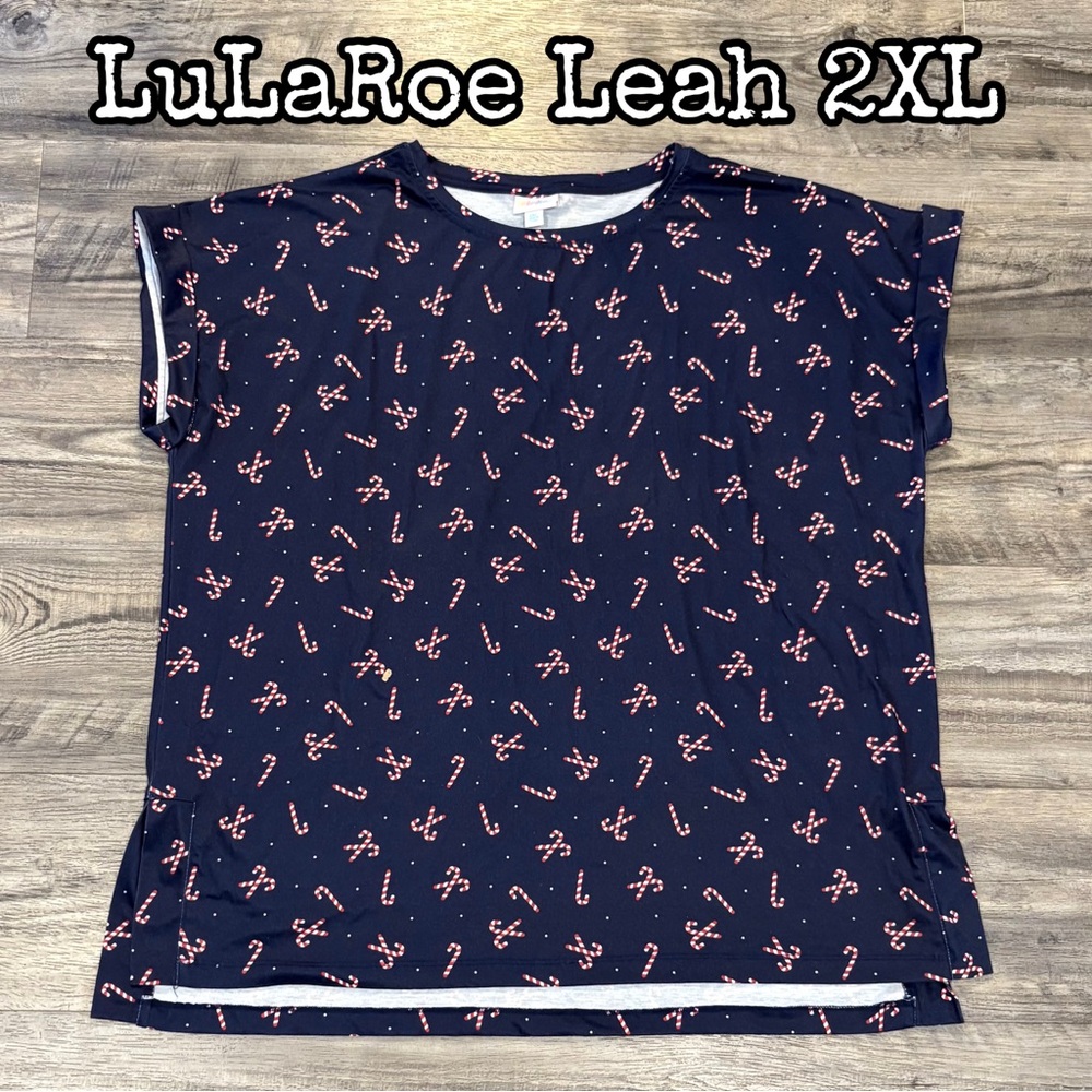 LuLaRoe Leah Candy Cane Design - 2XL